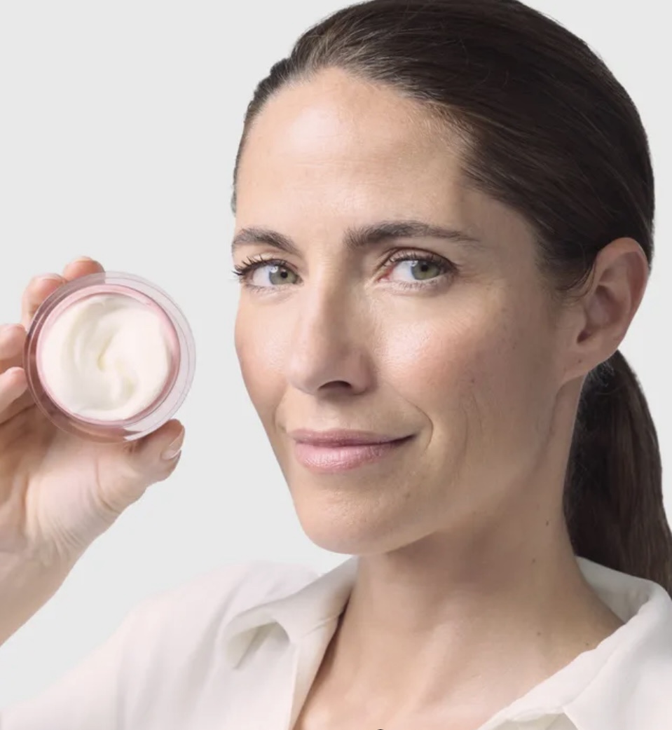 Timexpert Wrink·less
Pro-Collagen Anti-Wrinkle Routine SPF30 Serum 50 ml + Cream 50 ml 4 Timexpert Wrink·less
Pro-Collagen Anti-Wrinkle Routine SPF30
Serum 50 ml + Cream 50 ml - Image 4