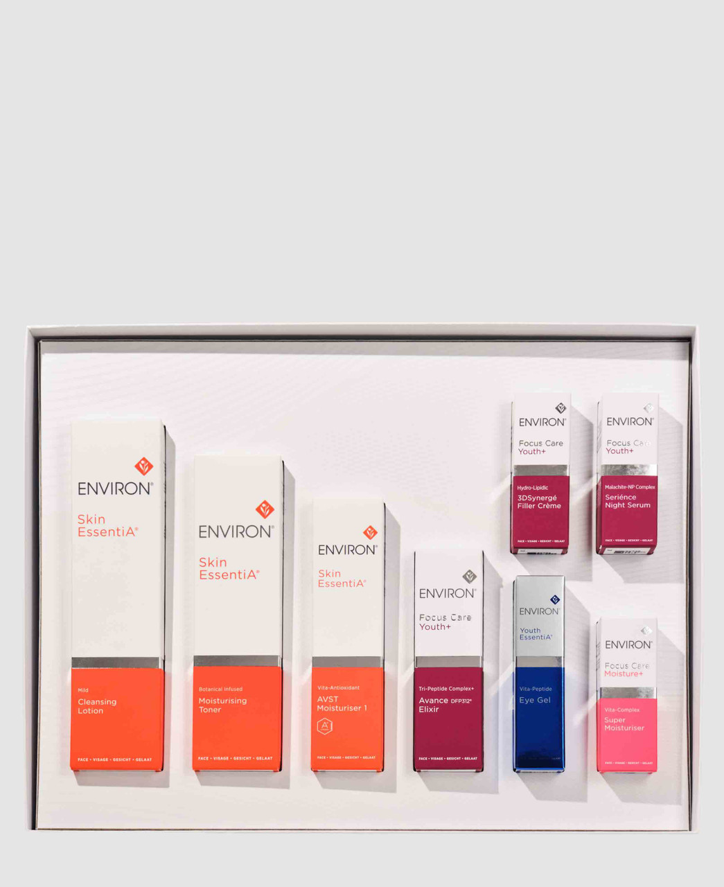 Deluxe: SKIN ESSENTIA® Collection with Low Foam Cleansing Gel 2 Deluxe: SKIN ESSENTIA® Collection with Low Foam Cleansing Gel - Image 2